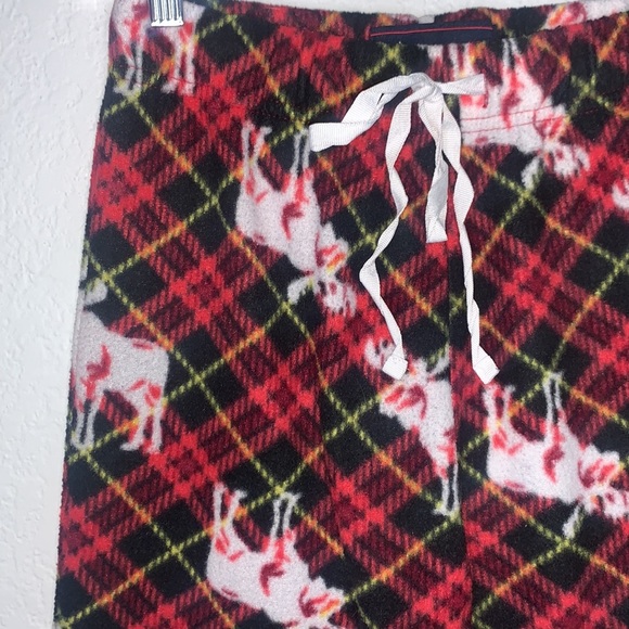 Cambridge Classics Red Plaid Moose Pajama Pants size Medium - Picture 2 of 5